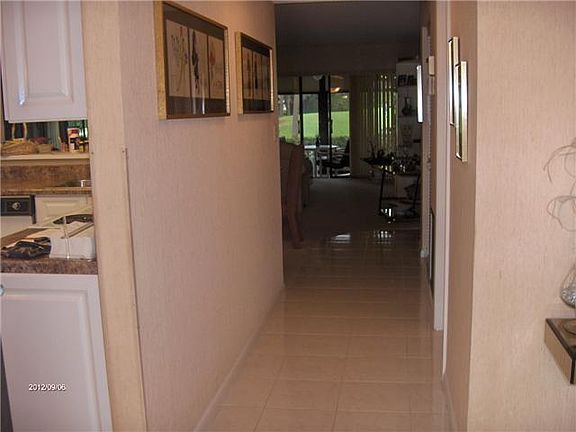 2nd image of 5187 Oak Hill Ln APT 624