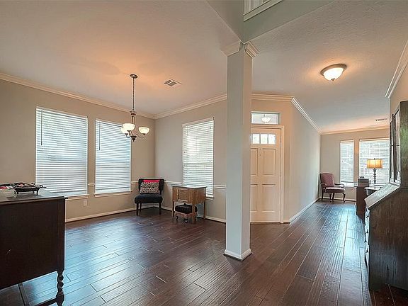 4th image of 6619 Emerald Ash Ct