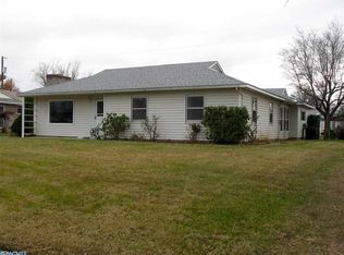 405 Ash Ave, Richland, WA 99352