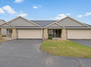 5760 Jackies Dr, Loves Park, IL