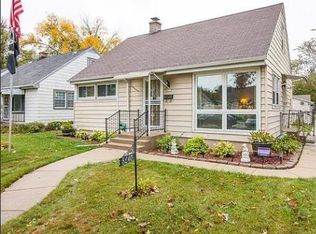 5240 N 47th St, Milwaukee, WI 53218