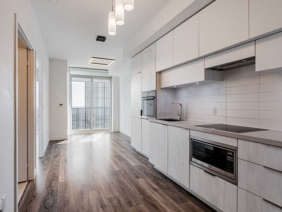 1st image of 8 Eglinton Ave E #3809