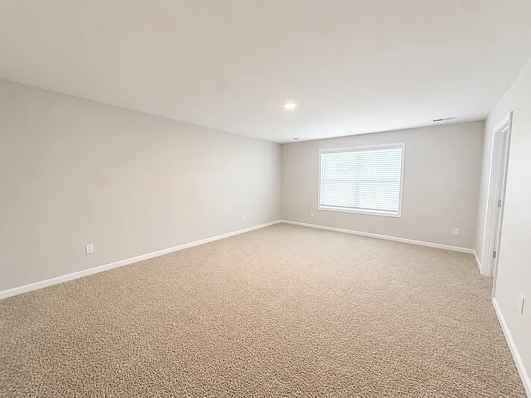 216 Stamm Dr — Photo 5