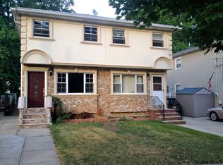 75 Lamport Blvd, Staten Island, NY 10305