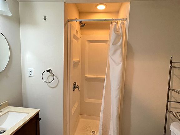 2nd image of 3722 Brandywine St #1R