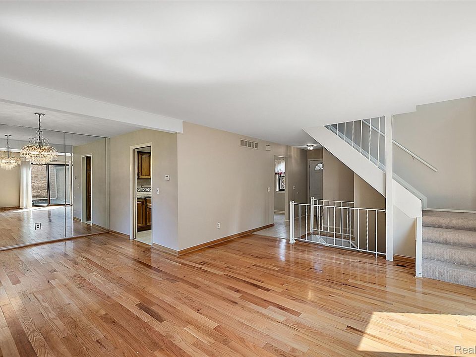2905 Moon Lake Dr, photo 7