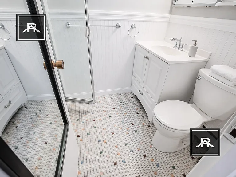 50 Green St #409 — Photo 7