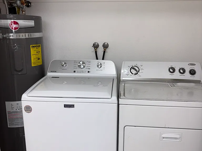 S 200 W — Photo 5