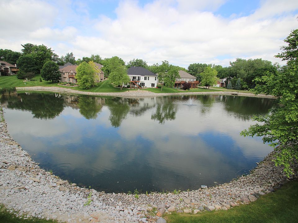 2nd image of 14961 Woodcreek Ln