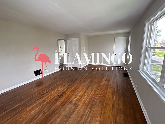 3rd image of 2310 Emerson Ave #B