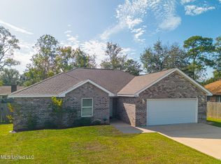 1987 El Camino Dr, Biloxi, MS 39532