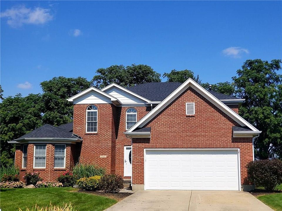 1st image of 2951 Parkwood Dr