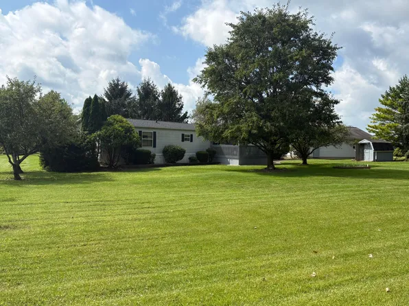 23412 State Route 33, Wapakoneta, OH 45895