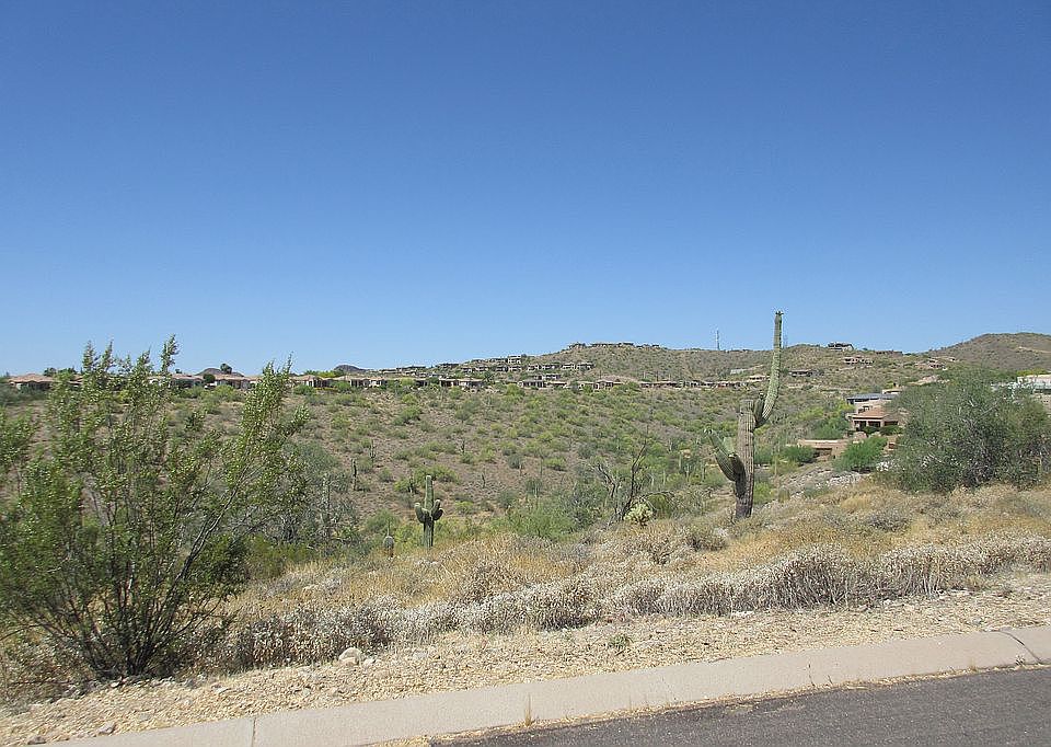 1st image of 11220 N Garland Cir