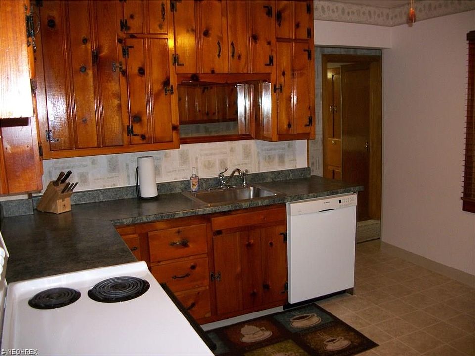 2nd image of 1706 Dover Ave