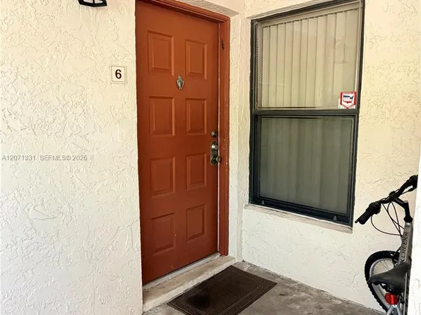 20035 NE 3rd Ct APT 6, Miami, FL 33179