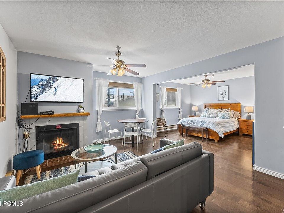 1st image of 1940 Prospector Ave #130