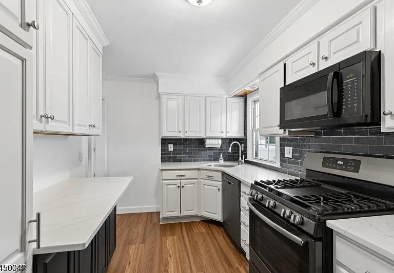 149 Severin Ct — Photo 5