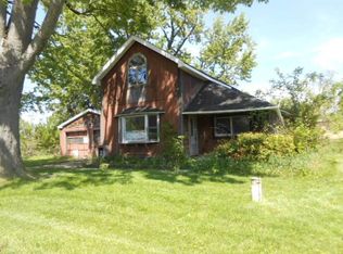 2940 Meister Ln, Lansing, MI 48906