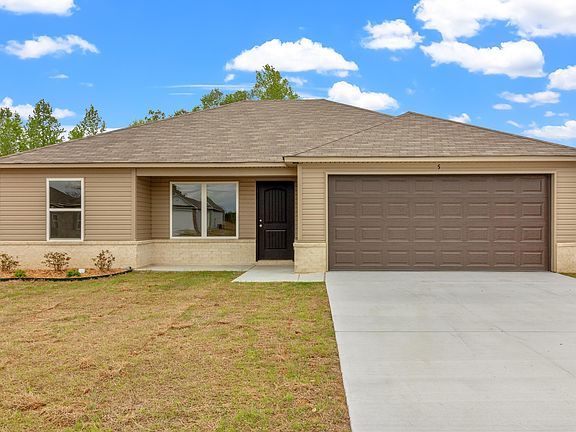 2nd image of 5 Farmhouse Cir