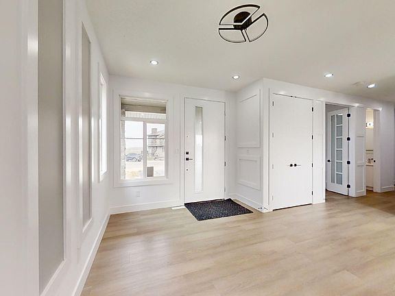 4th image of 9415 181st Ave