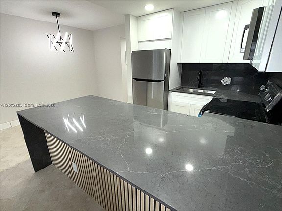 5th image of 210 Tilford #210-K