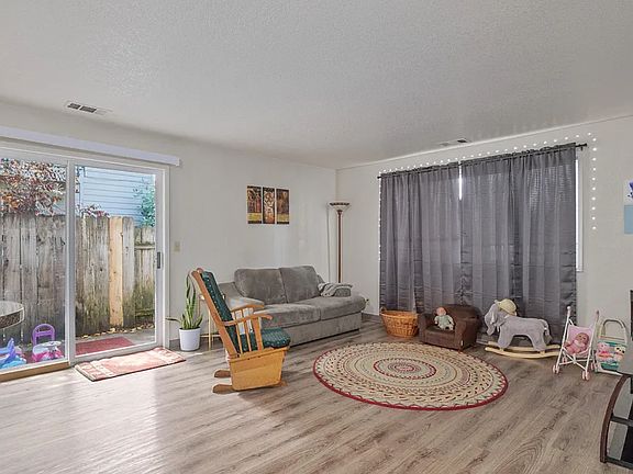 4th image of 1884 Medart Ln