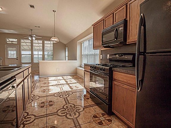 4th image of 19426 Mystic Cypress Dr