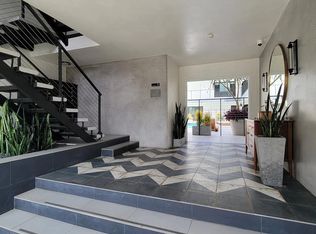300 Bay St, Santa Monica, CA 90405