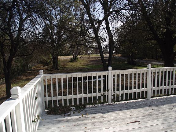 5th image of 212 Loon Bay Dr