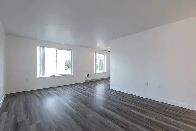 Orchard View Apartments — Photo 31