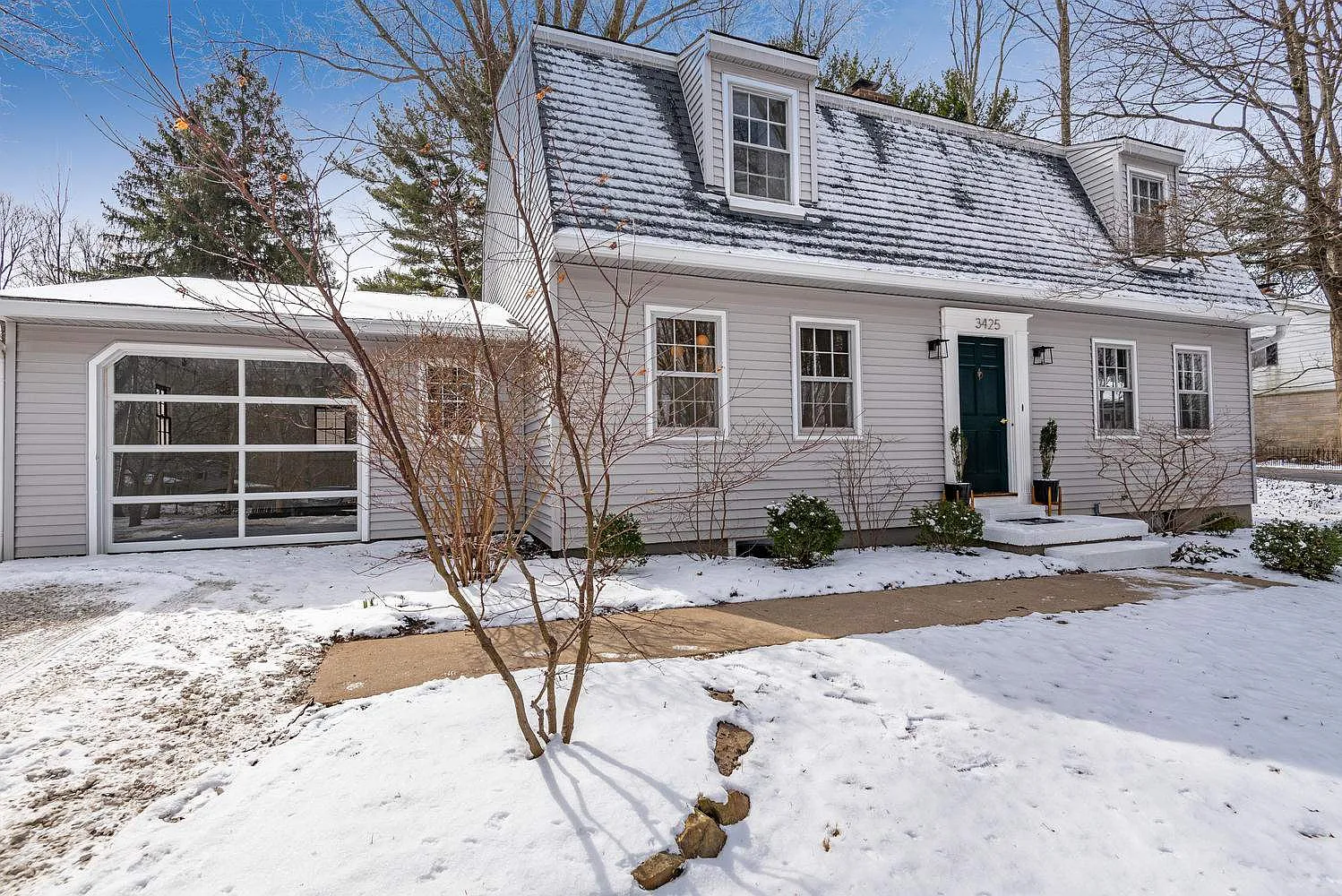 3425 E Adair Ln photo 1