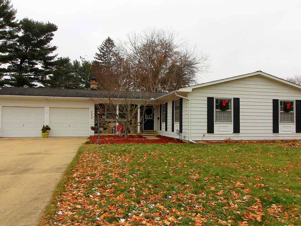 1st image of 320 S Moorland Dr