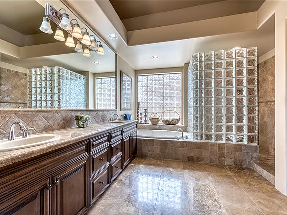 5th image of 9529 E Preserve Way