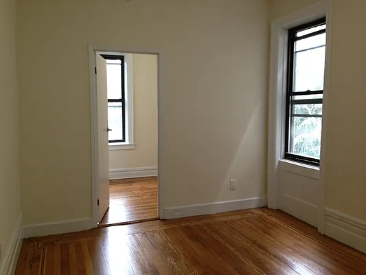 Rented by City Connections Realty | media 14