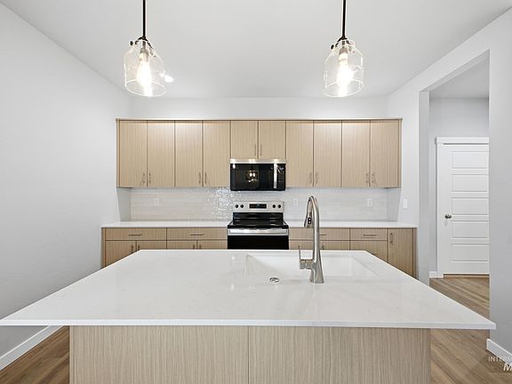 3rd image of 6728 W Redwood Creek Dr