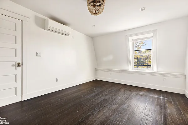 Sold by Brown Harris Stevens | media 23