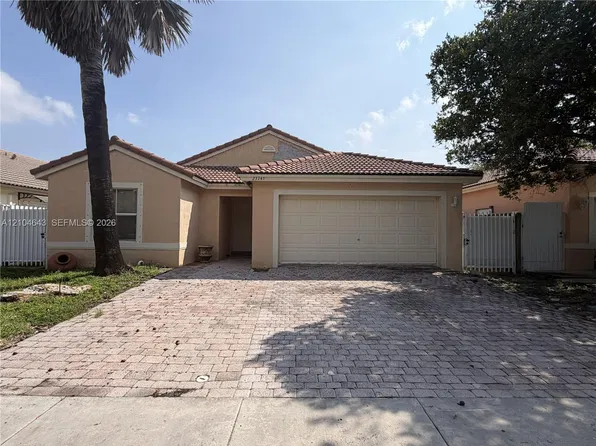 23745 SW 108th Pl, Homestead, FL 33032