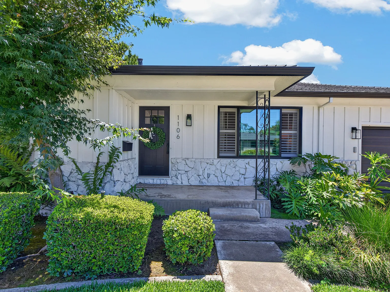 3 bed, 1510 sqft, $2,900 — Photo 1