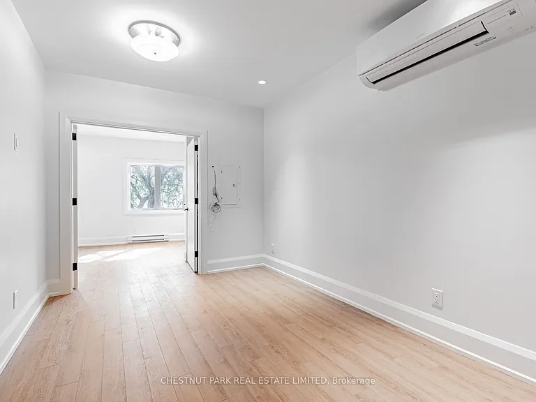 2528 Yonge St #3 — Photo 8