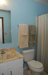 2nd image of 6194 Huckleberry Ln