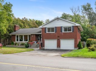 361 Churchill Rd E, Prescott, ON K0E 1T0