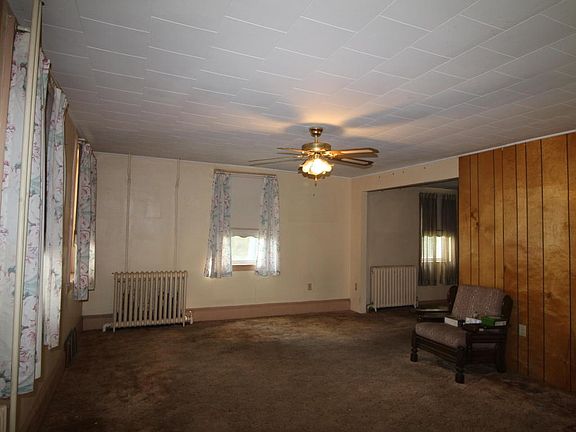 2nd image of 310 Buffalo St