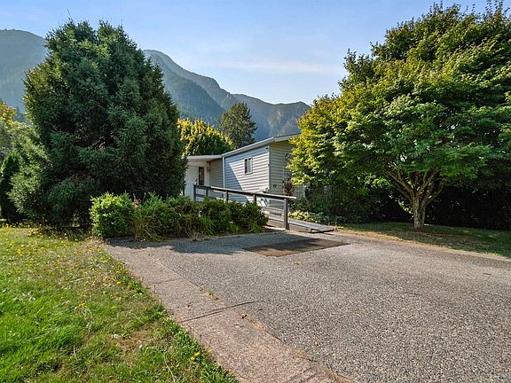 3rd image of 62790 Flood Hope Rd #42