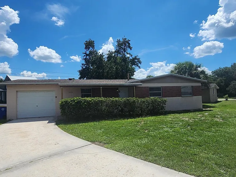1003 Coronado Dr — Photo 3