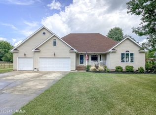 114 Jae Ct, Moyock, NC 27958