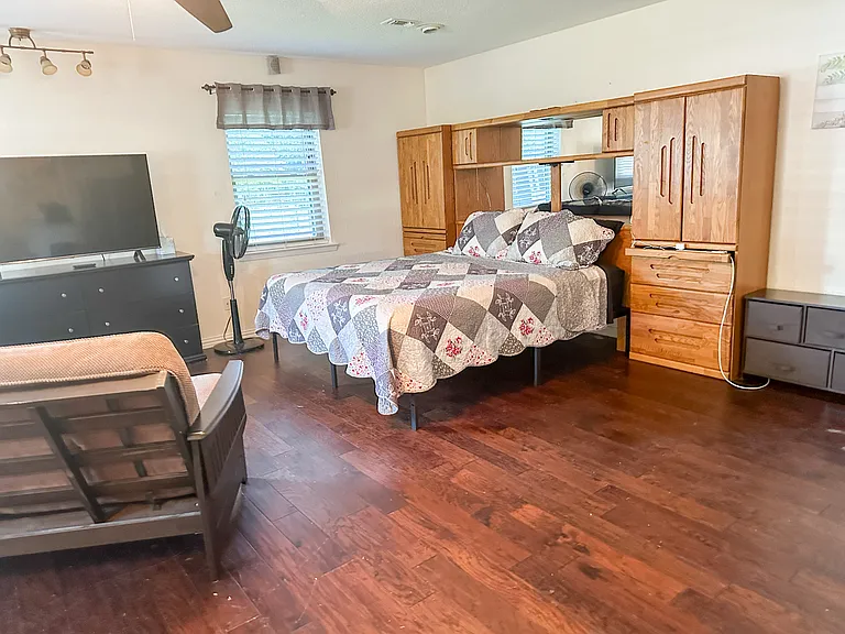 3000 Keller Hicks Rd #2 — Photo 34