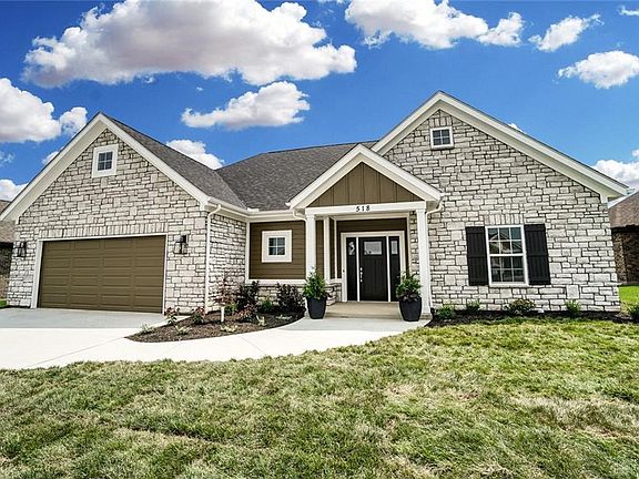 3rd image of 518 Flagstone Way