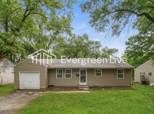 7404 E 86th St, Kansas City, MO 64138