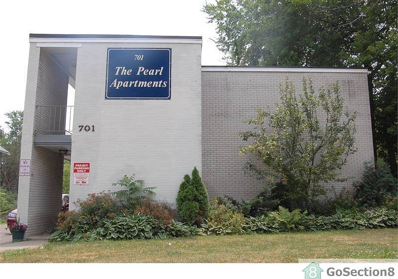 1st image of 701 Pearl St APT 7